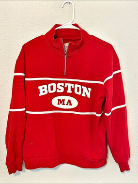 Social Scene Boston MA Quarter-Zip Sweatshirt Medium